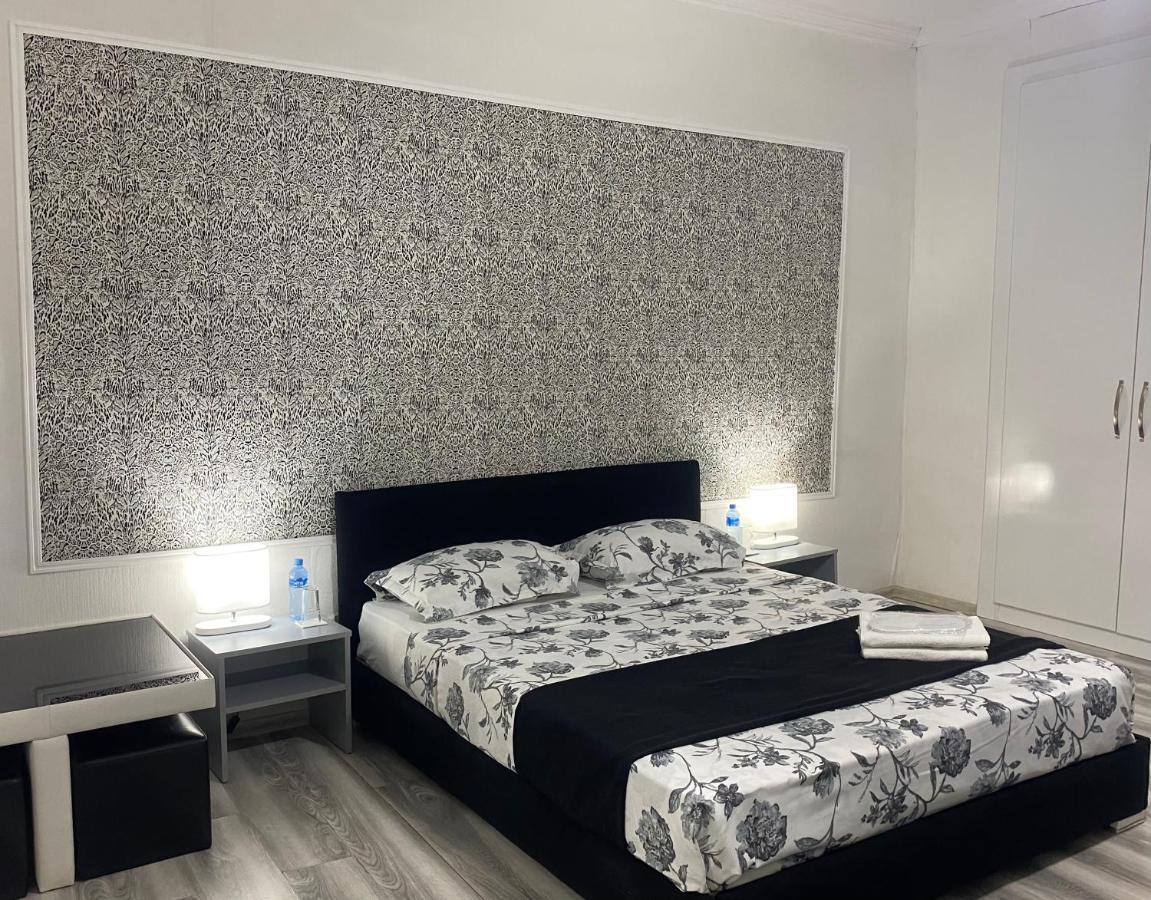 Guest House In Avlabari تبليسي المظهر الخارجي الصورة