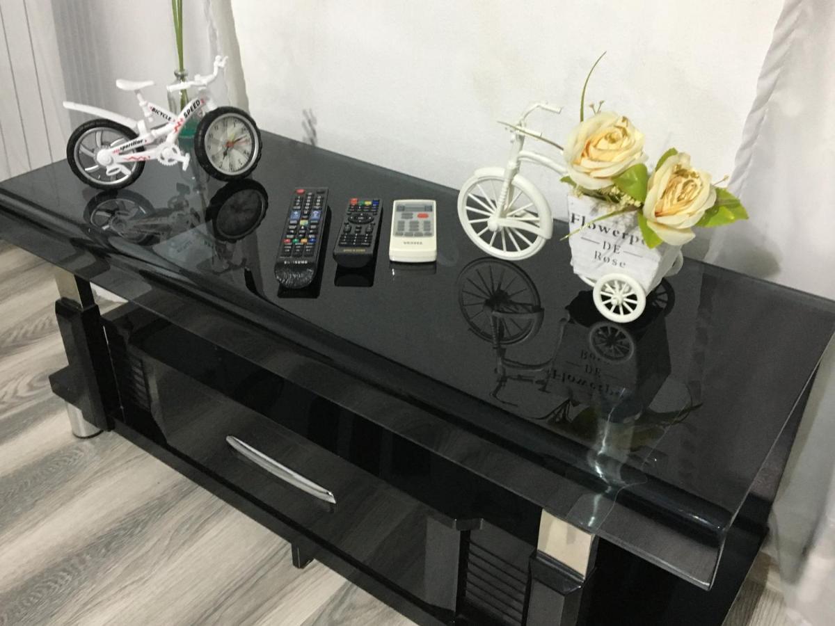 Guest House In Avlabari تبليسي المظهر الخارجي الصورة